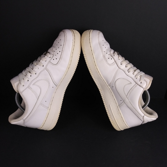 Nike Air Force 1 '07 White Sneakers Men's Size 9.5 Women's Size 11 - Picture 4 of 8